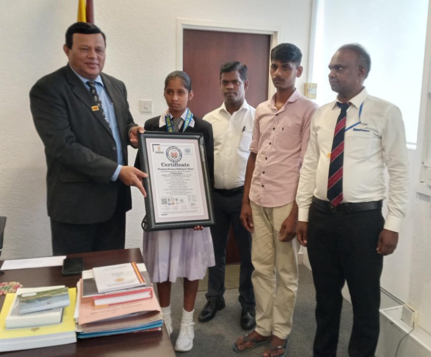 சென்மேரீஸ் தேசிய கல்லூரி மாணவிக்கு கல்வி  இராஜாங்க அமைச்சர் பாராட்டு!