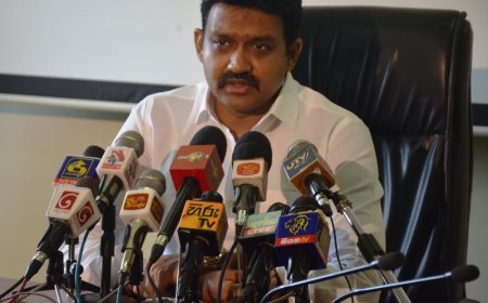 தோட்ட தொழிலாளர்களின் சம்பள  உயர்வு ; திங்கட்கிழமை கூடுகிறது இ.தொ.காவின் உய ர்மட்ட குழு!