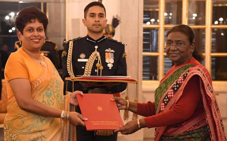 இந்தியாவுக்கான இலங்கை உயர்ஸ்தானிகராக சேனுகா நியமனம்  