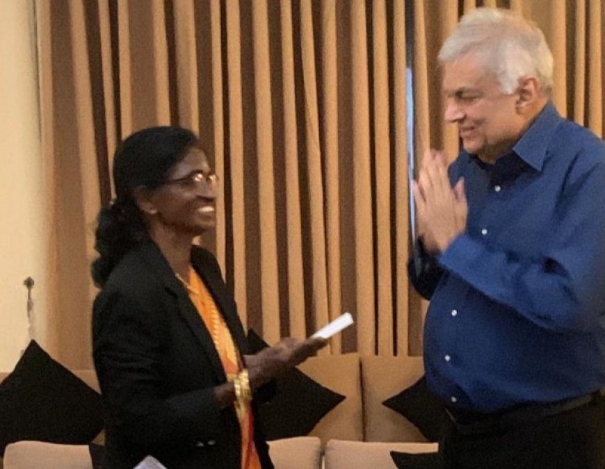 அகிலத் திருநாயகியை நேரில் பாராட்டிய ஜனாதிபதி! 