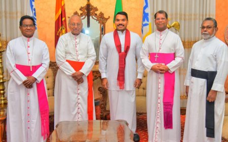 பேராயர் மெல்கம் கர்தினால் ரஞ்சித்தை சந்தித்தார் நாமல்