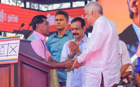 அநுர, சஜித் அணிகளின் முக்கியஸ்தர்கள் ரணிலுடன் சங்கமம்