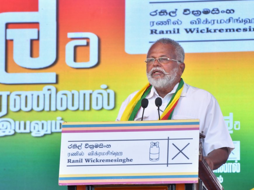 அனைத்து தமிழ்க் கட்சிகளும் ரணிலுடன் கள்ள உறவு - டக்ளஸ்