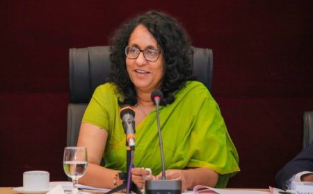 சீனா செல்கிறார் பிரதமர்  ஹரணி