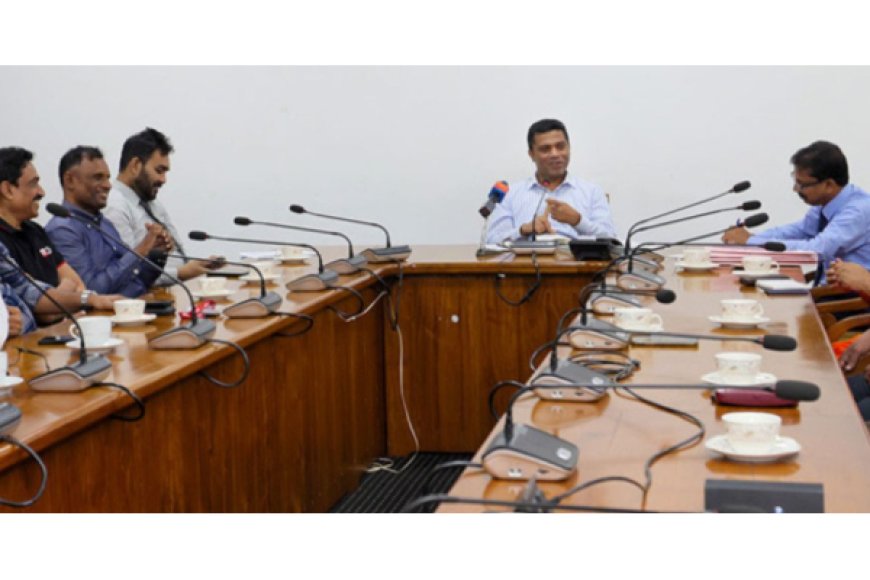 ஊடகங்களை கட்டுப்படுத்தும் எண்ணம் இல்லை!ஊடக அமைச்சர் நளிந்த ஜயதிஸ்ஸ